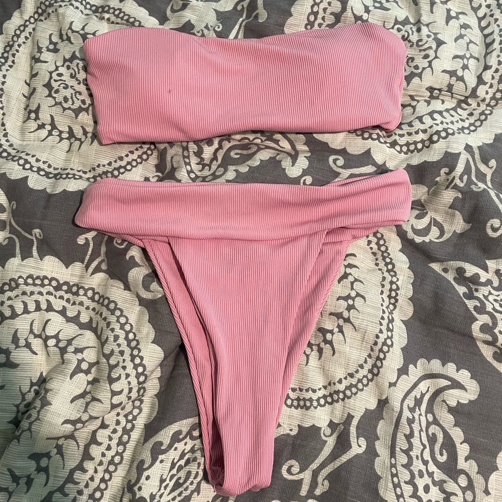 swim set- fashion nova